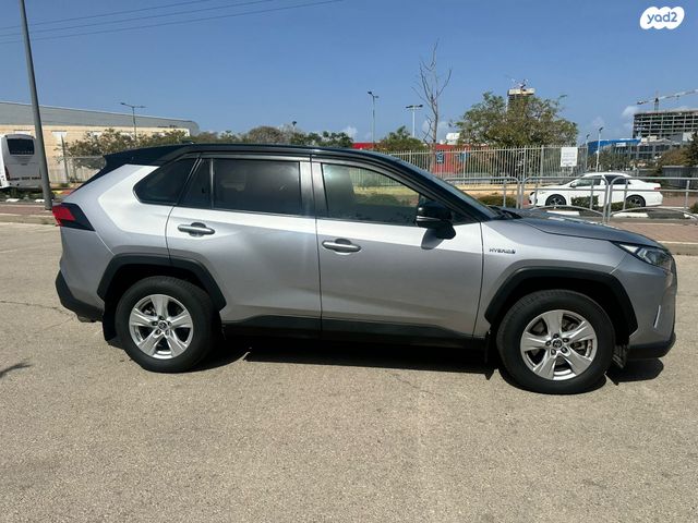 מודעת רכב טויוטה RAV4