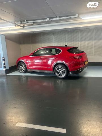 מודעת רכב אלפא רומיאו סטלביו