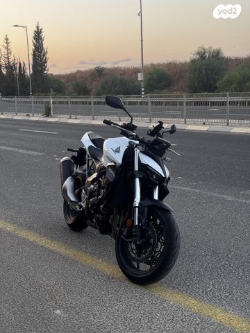 מודעת רכב הונדה CB1000R