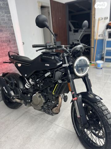 מודעת רכב הוסקוורנה SVARTPILEN 401