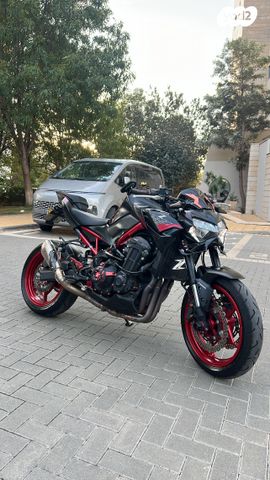 מודעת רכב קאוואסאקי Z900
