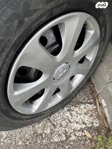 feedItemObj.data.row_1