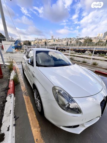 feedItemObj.data.row_1