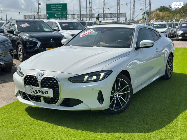 מודעת רכב ב מ וו סדרה 4