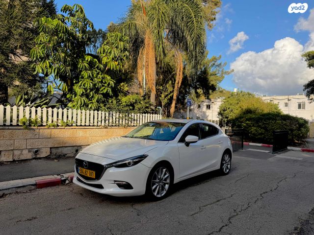 מודעת רכב מאזדה 3