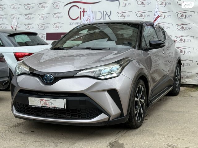 מודעת רכב טויוטה C-HR