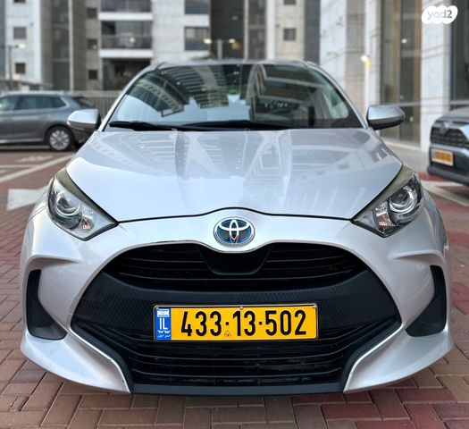 מודעת רכב טויוטה יאריס