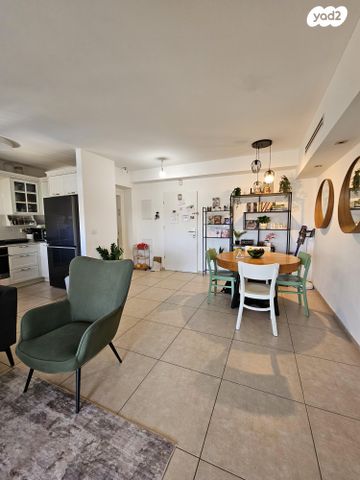 אהובה עוזרי 3