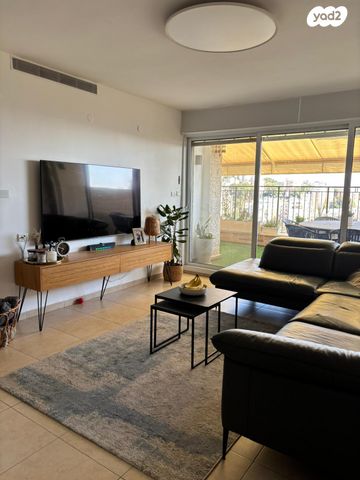 אנוסי משהד 1