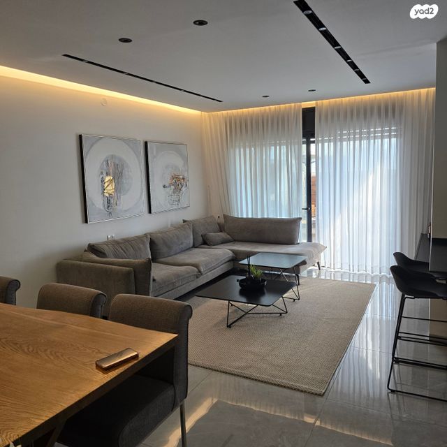 האחות זלמה 41