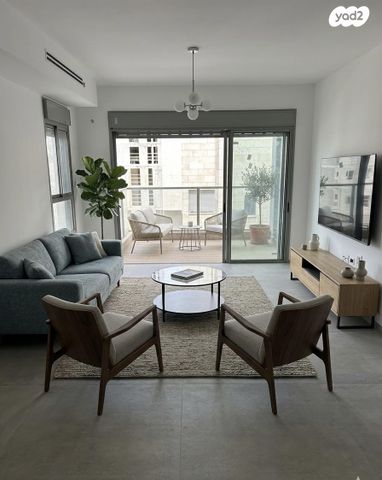 ז'בוטינסקי 10