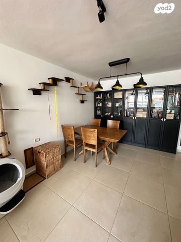 אבא הלל סילבר 107