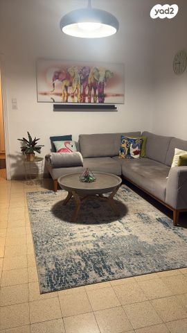 אשתורי הפרחי 4