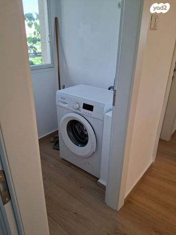 אברהם סכנין 9