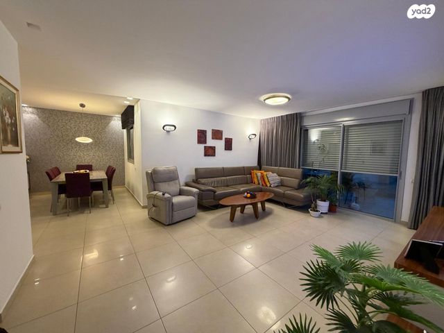 דובה ויצחק שיינפיין 26