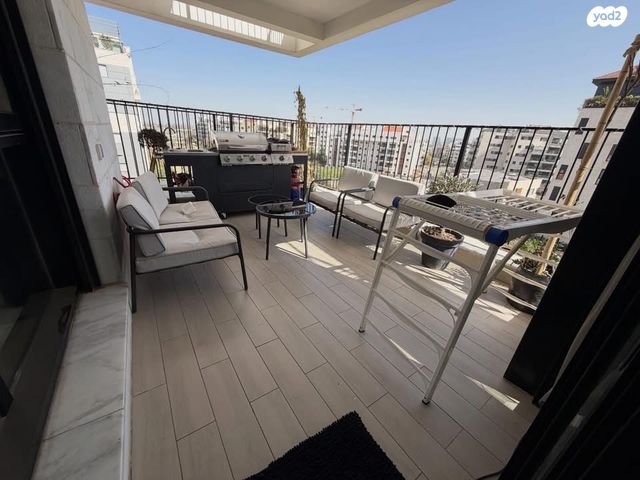 מודעת נכס, נווה זמר, רעננה