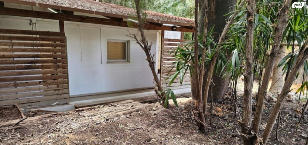 יחידת דיור, כפר סירקין, כפר סירקין