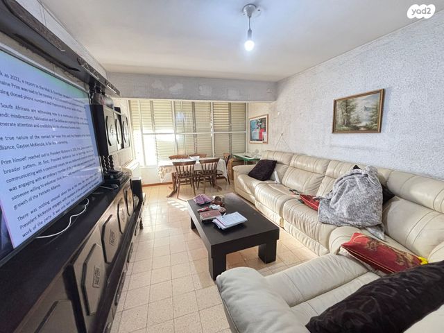 מודעת נכס, העלייה הראשונה, נווה יהושע, ערמונים, רמת גן