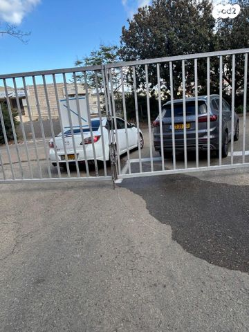 מודעת רכב מאזדה 6