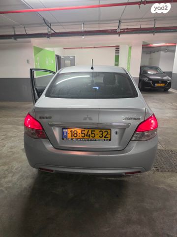 מודעת רכב מיצובישי אטראז'