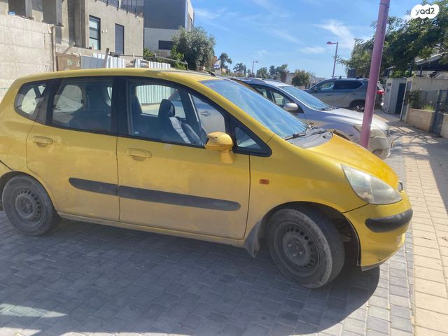 מודעת רכב הונדה ג'אז