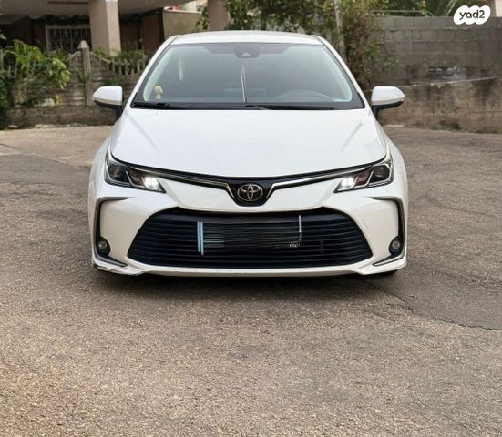 מודעת רכב טויוטה קורולה