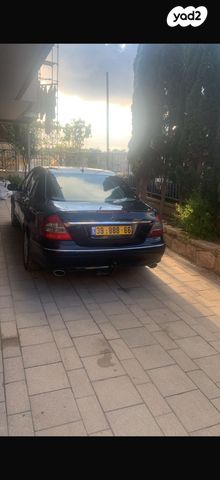 מודעת רכב מרצדס-בנץ E-class