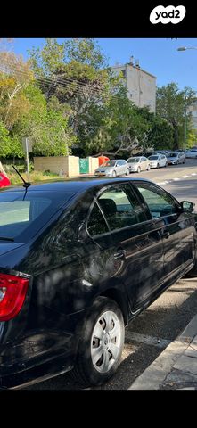 מודעת רכב סקודה ראפיד