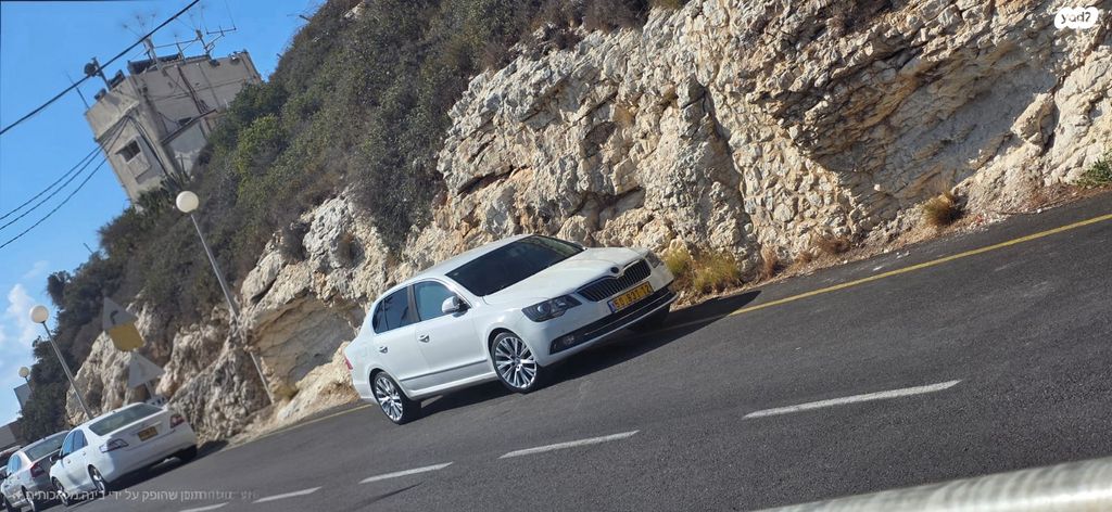 מודעת רכב סקודה סופרב