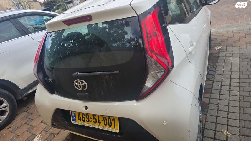 מודעת רכב טויוטה אייגו