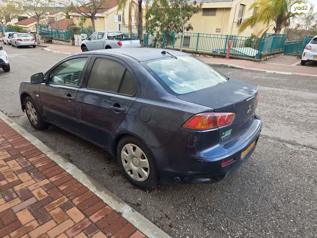 מודעת רכב מיצובישי לנסר