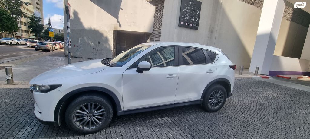 מודעת רכב מאזדה CX-5