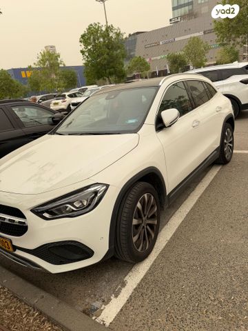 מודעת רכב מרצדס-בנץ GLA