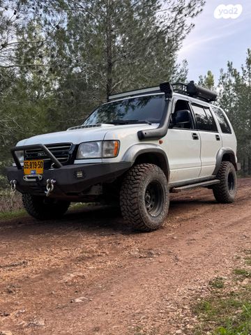 מודעת רכב איסוזו טרופר