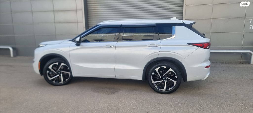 מודעת רכב מיצובישי אאוטלנדר