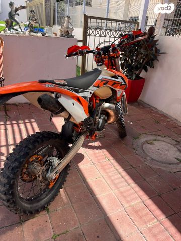 מודעת רכב KTM Enduro EXC 200