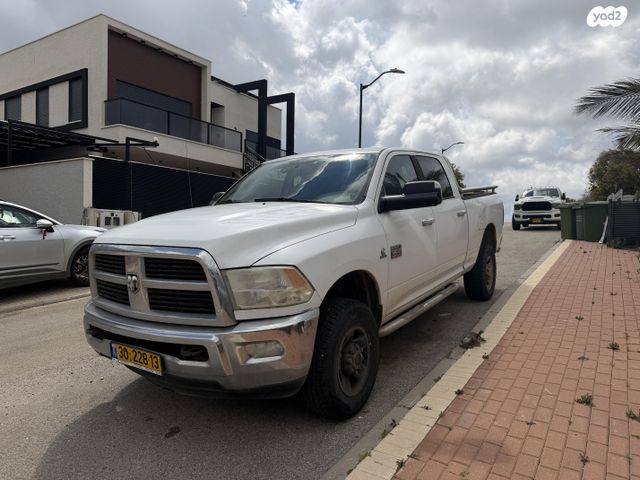 מודעת רכב דודג'