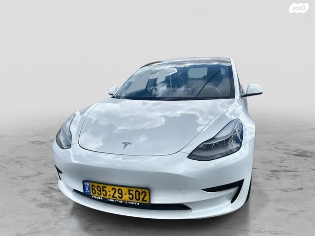 מודעת רכב טסלה מודל 3