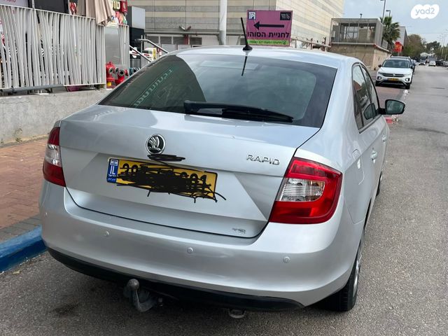 מודעת רכב סקודה ראפיד 1