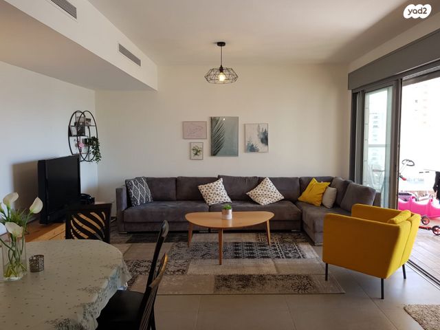 שייקה אופיר 9