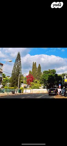 איינשטיין 12