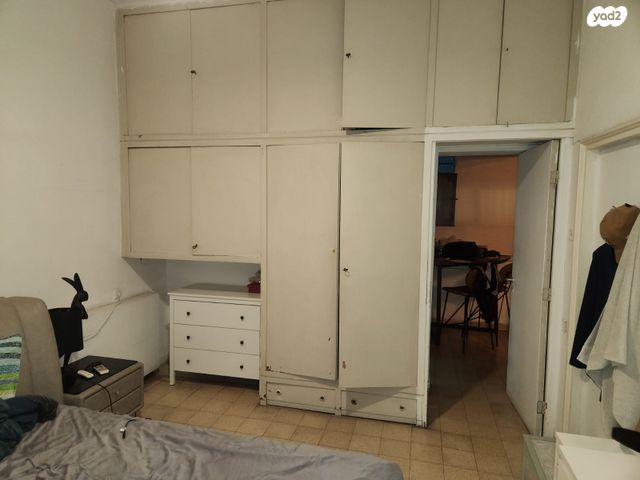 אבן גבירול 60