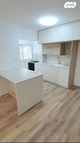 מודעת נכס, מבצע דני 2, נווה אפק, ראש העין