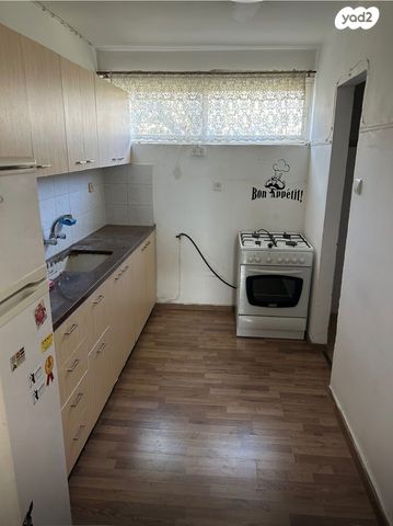 מודעת נכס, בן יהודה, הרצליה הצעירה, הרצליה