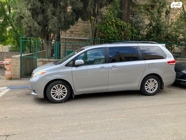 מודעת רכב טויוטה סיינה