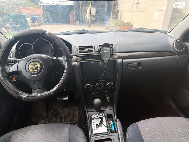 מודעת רכב מאזדה 3