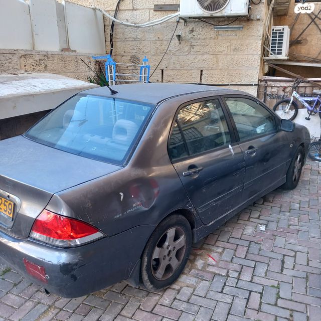 מודעת רכב מיצובישי לנסר
