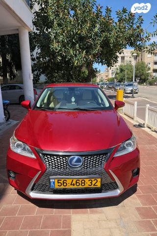 מודעת רכב לקסוס CT