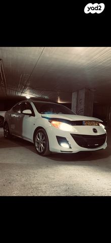 מודעת רכב מאזדה 3