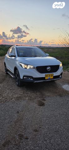 מודעת רכב אם ג'י ZS